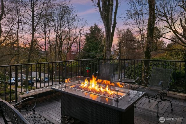 803 E Prospect Street, Seattle, WA 98102