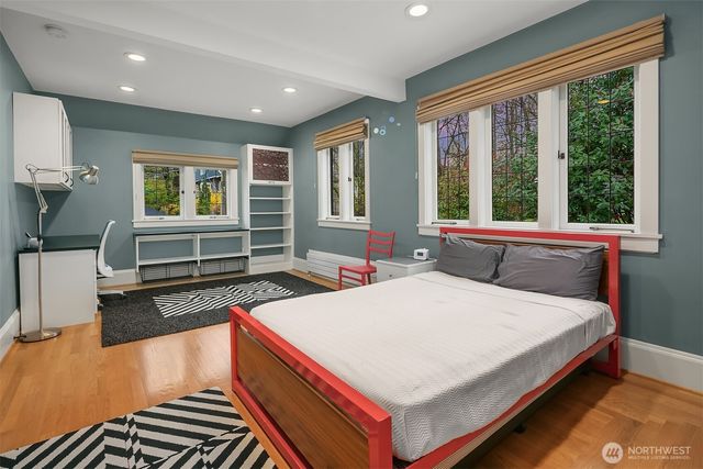 803 E Prospect Street, Seattle, WA 98102