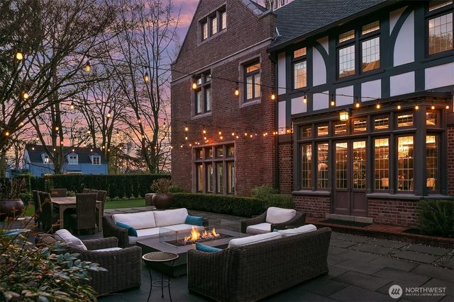 803 E Prospect Street, Seattle, WA 98102