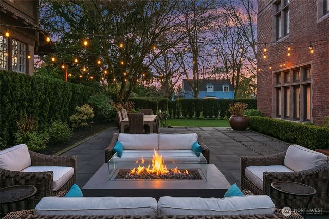 803 E Prospect Street, Seattle, WA 98102