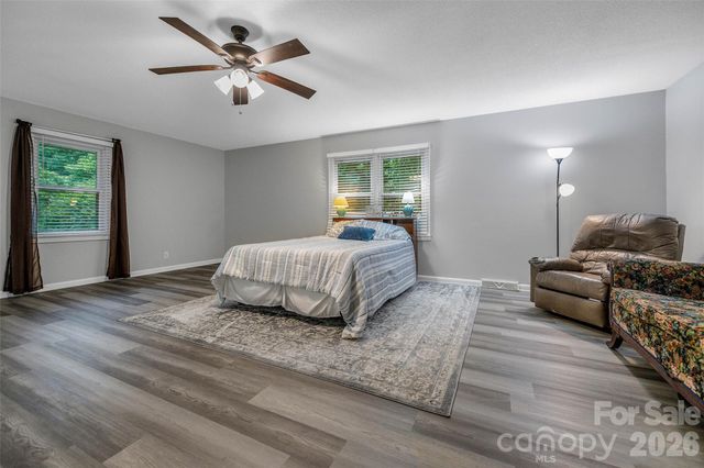 938 E 6th Avenue, Gastonia, NC 28054