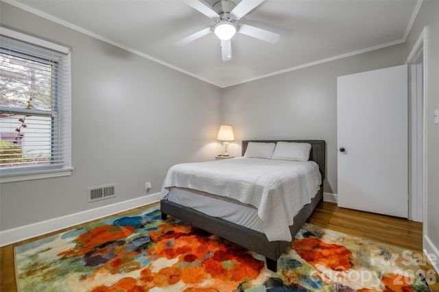 938 E 6th Avenue, Gastonia, NC 28054