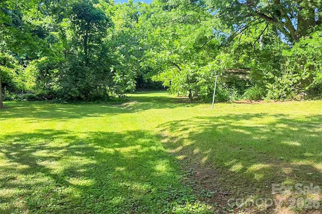 938 E 6th Avenue, Gastonia, NC 28054