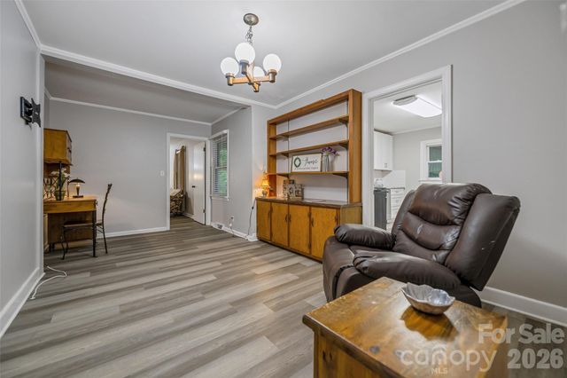 938 E 6th Avenue, Gastonia, NC 28054