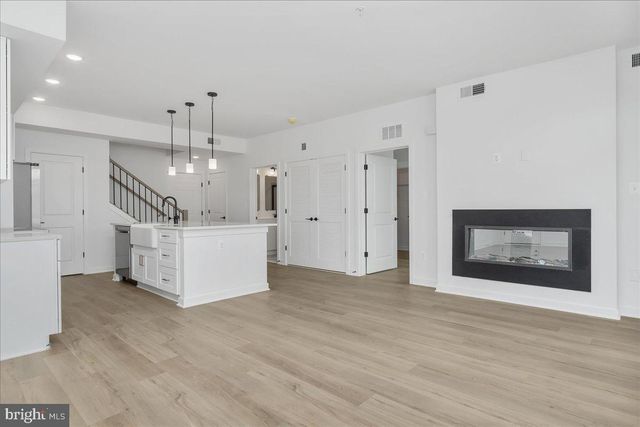 1625 BLACKSMITH WAY, UNIT B, Frederick, MD 21702