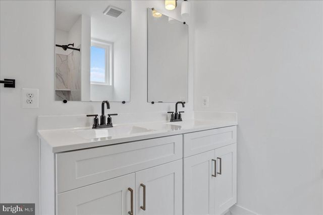 1625 BLACKSMITH WAY, UNIT B, Frederick, MD 21702