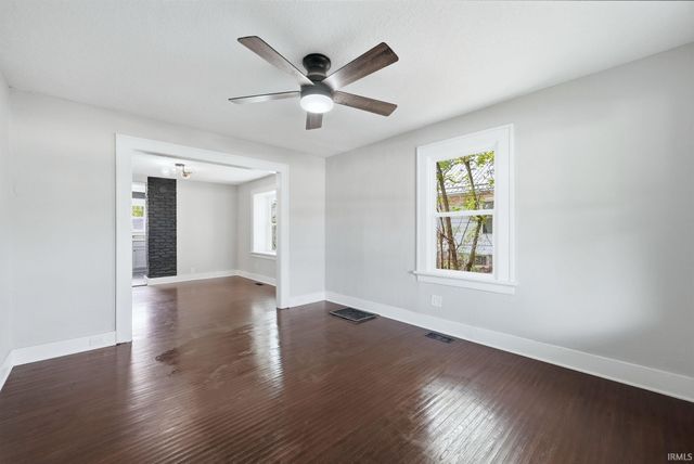 2626 Lynn Avenue, Fort Wayne, IN 46805