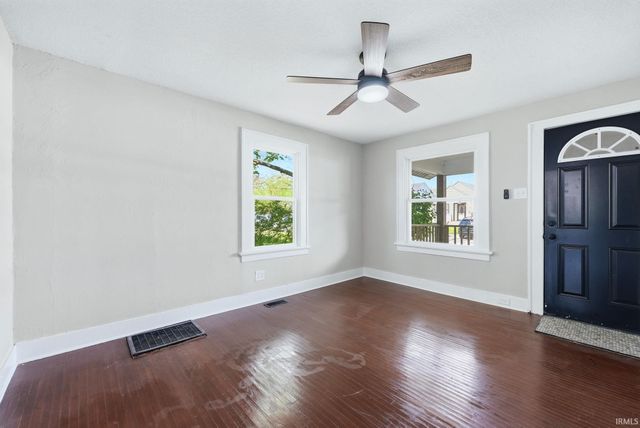 2626 Lynn Avenue, Fort Wayne, IN 46805