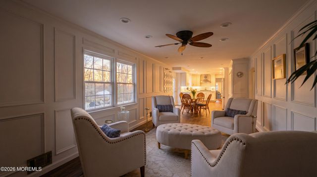 11 Mohican Drive, Middletown, NJ 07748