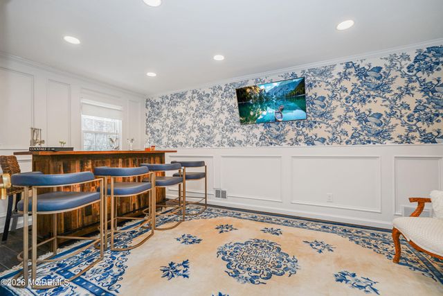 11 Mohican Drive, Middletown, NJ 07748