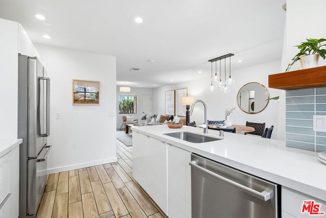 1802 20th Street B, Santa Monica, CA 90404