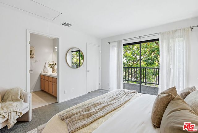 1802 20th Street B, Santa Monica, CA 90404