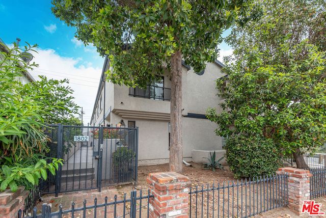1802 20th Street B, Santa Monica, CA 90404