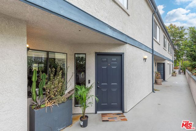 1802 20th Street B, Santa Monica, CA 90404