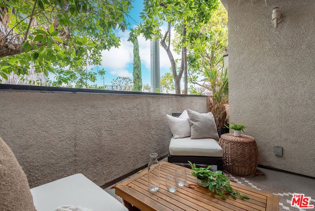 1802 20th Street B, Santa Monica, CA 90404