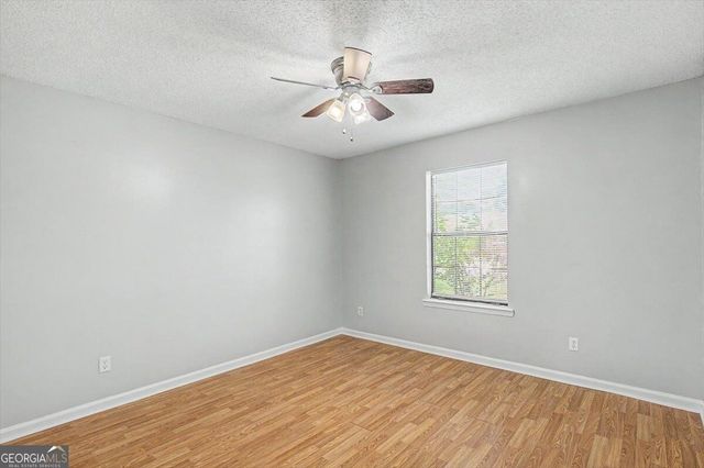 916 Wrenwood Lane, Hinesville, GA 31313