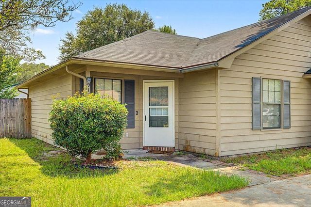 916 Wrenwood Lane, Hinesville, GA 31313