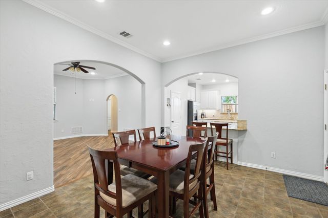 3241 Caleb Court E, Midlothian, TX 76065