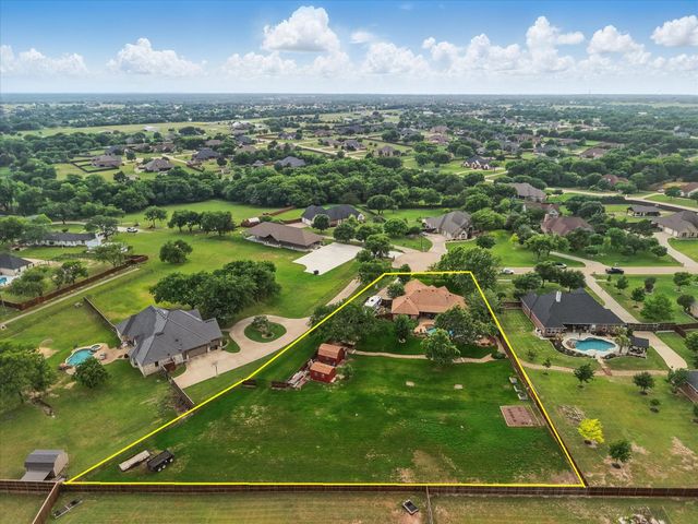 3241 Caleb Court E, Midlothian, TX 76065