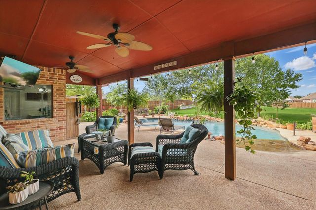 3241 Caleb Court E, Midlothian, TX 76065
