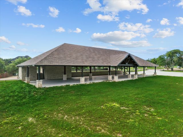 3241 Caleb Court E, Midlothian, TX 76065