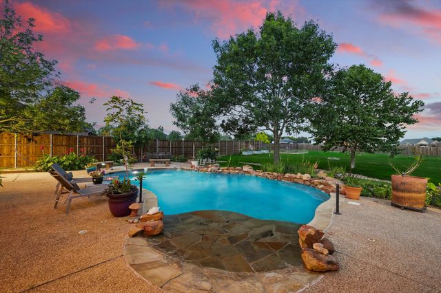 3241 Caleb Court E, Midlothian, TX 76065
