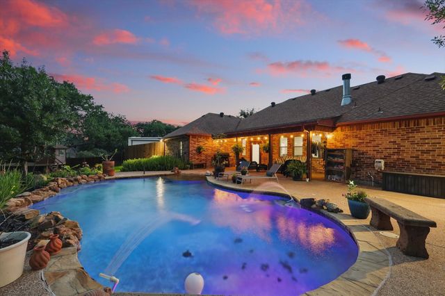 3241 Caleb Court E, Midlothian, TX 76065