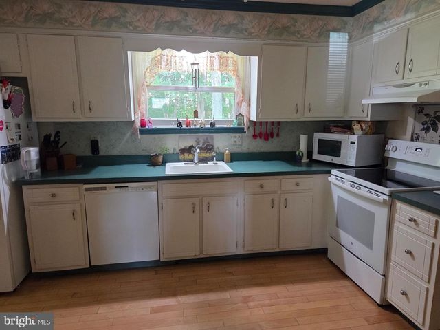 59 WYNNEWOOD DR, Voorhees, NJ 08043
