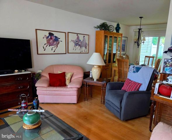 59 WYNNEWOOD DR, Voorhees, NJ 08043