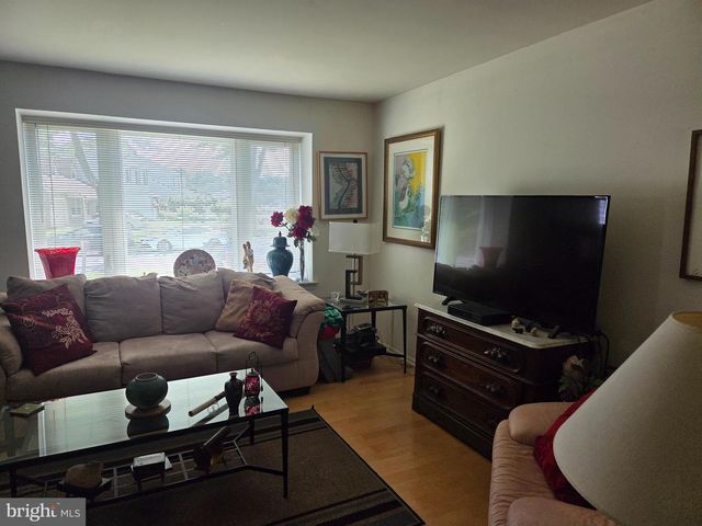 59 WYNNEWOOD DR, Voorhees, NJ 08043