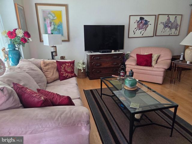 59 WYNNEWOOD DR, Voorhees, NJ 08043