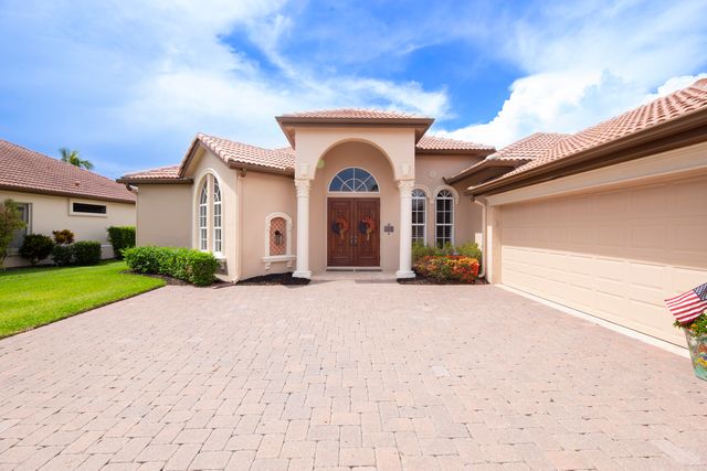 923 SW Grand Reserves Boulevard, Port St. Lucie, Port St Lucie, FL 34986