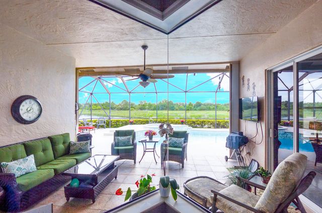 923 SW Grand Reserves Boulevard, Port St. Lucie, Port St Lucie, FL 34986