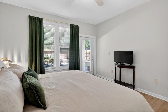 2212 Chatelain Way, Mount Pleasant, SC 29464