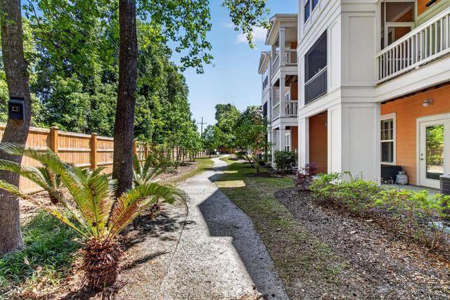 2212 Chatelain Way, Mount Pleasant, SC 29464