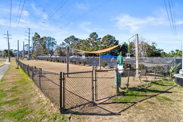 2212 Chatelain Way, Mount Pleasant, SC 29464
