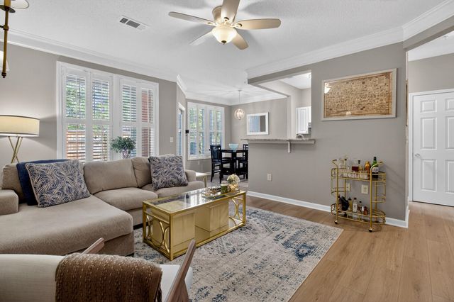 2212 Chatelain Way, Mount Pleasant, SC 29464