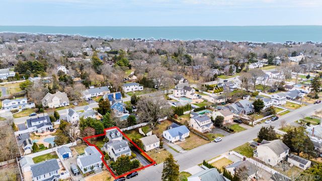 39 Bayview Avenue, Bayport, NY 11705