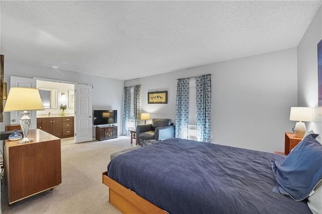 9400 W 112th St. Street, Overland Park, KS 66210