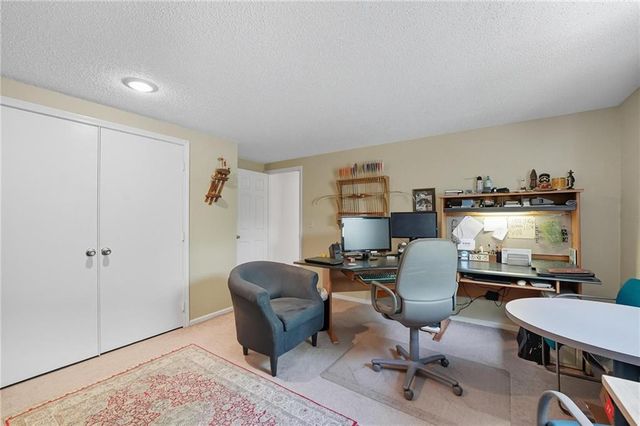 9400 W 112th St. Street, Overland Park, KS 66210