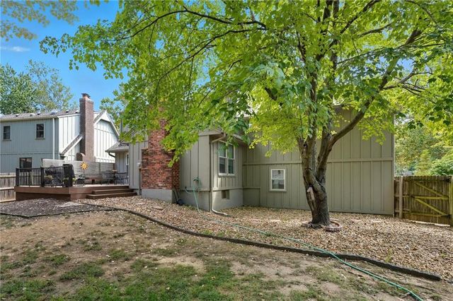 9400 W 112th St. Street, Overland Park, KS 66210