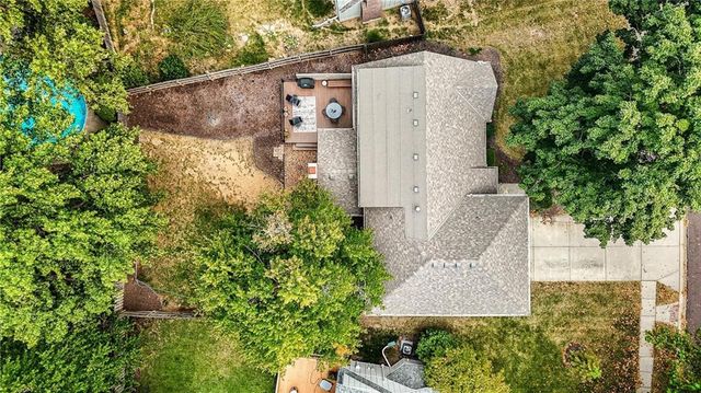 9400 W 112th St. Street, Overland Park, KS 66210