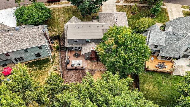 9400 W 112th St. Street, Overland Park, KS 66210