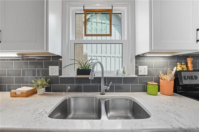 9400 W 112th St. Street, Overland Park, KS 66210