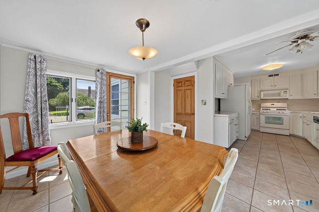 4 McKinnel Court, Branford, CT 06405