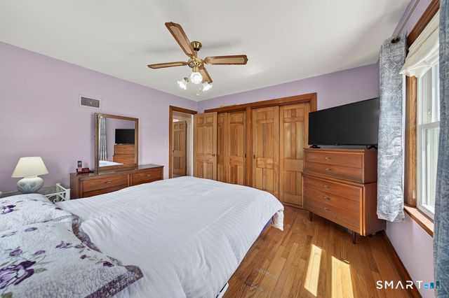 4 McKinnel Court, Branford, CT 06405