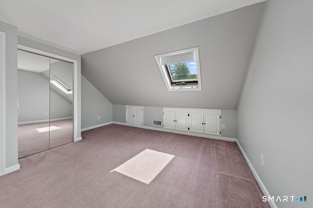 4 McKinnel Court, Branford, CT 06405
