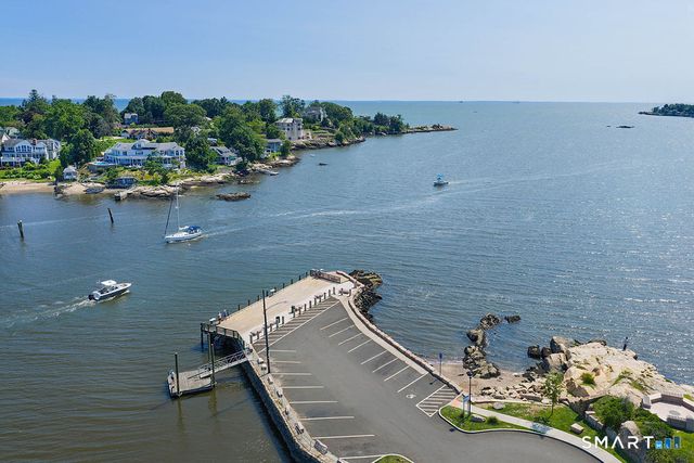 4 McKinnel Court, Branford, CT 06405