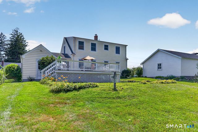 4 McKinnel Court, Branford, CT 06405