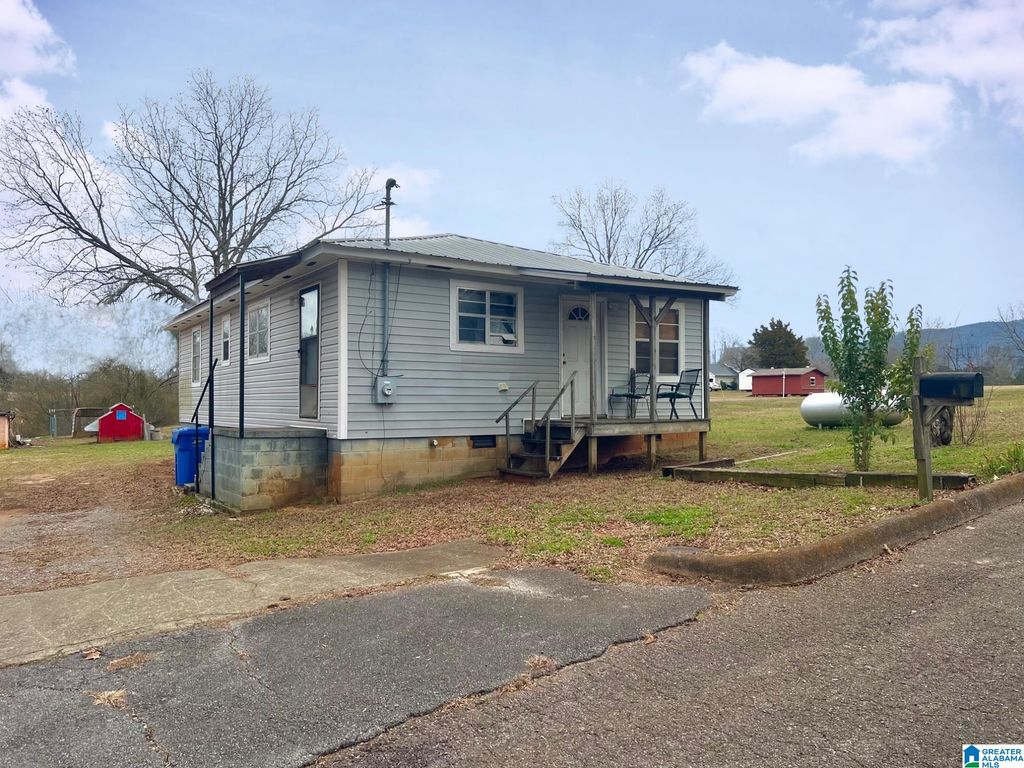 408 WOOLF AVENUE, Piedmont, AL 36272
